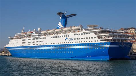 Former Carnival ship for sale after pandemic forces cruise line to close | Fox Business