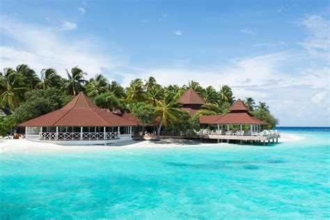 14 Incredible Overwater Bungalows in the Maldives | Oyster.com