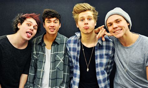 5SOS presenta su nuevo single | Red17