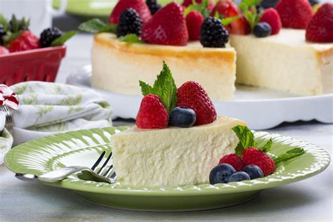 Ricotta Cheesecake with Berries | MrFood.com