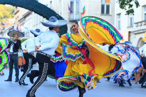 Hispanic Heritage Month is Celebrated Across the U.S. from September 15–October 15 – The Morning ...