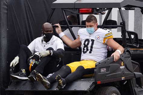 Steelers Get Diagnosis on Zach Gentry’s Knee Injury: Report