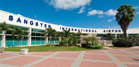 private-transfer-from-montego-bay-airport-to-ocho-rios - Jamaica Quest Tours