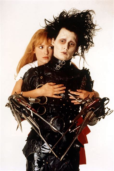 How old was Winona Ryder in Edward Scissorhands? - Cirrkus News