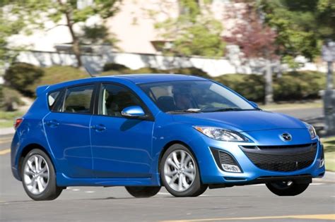 Used 2011 Mazda 3 Hatchback Review | Edmunds