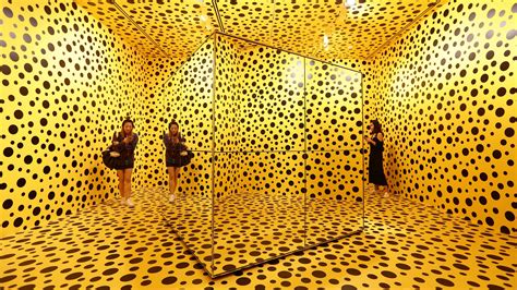 Yayoi Kusama Is Bringing Her Infinity Rooms to New York | Condé Nast ...