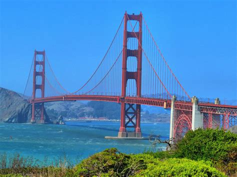 25 Most Famous Landmarks You Should Visit Before You Die