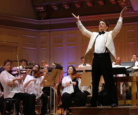 A Singing Seth MacFarlane And The Music From 'Star Wars' — The Boston Pops 2016 Season | WBUR News