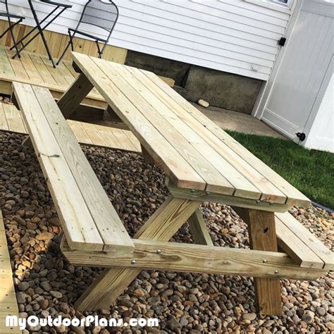 8 foot Picnic table - DIY Project | HowToSpecialist - How to Build, Step by Step DIY Plans