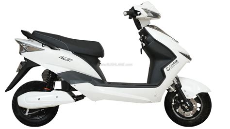 Okaya Faast Electric Scooter Launch Price Rs 90k - Range Up To 200 Kms