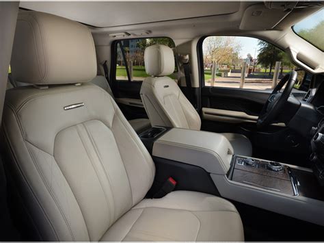 2020 Ford Expedition: 152 Interior Photos | U.S. News