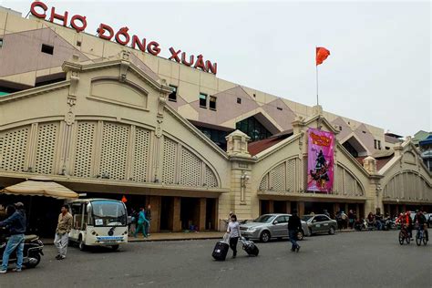 Dong Xuan Market - A guide for shopping & local experience