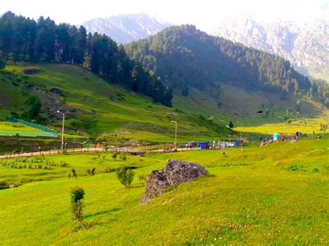 6 Days Kashmir Tour with Pahalgam | kashmir trip with pahalgam | kashmir pahalgam holiday vacation