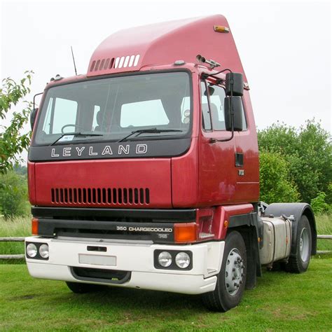 File:Leyland T45 Roadtrain tractor unit 1988.jpg - Wikimedia Commons