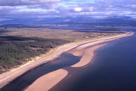 The 25 BEST Anglesey Beaches To Visit (2024)