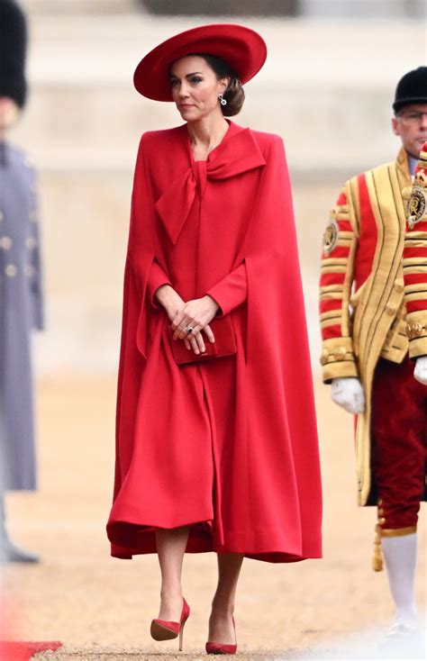 Princess Kate wows in royal red look. - ABC News