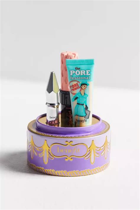 Benefit Cosmetics Confection Cuties Gift Set | Urban Outfitters