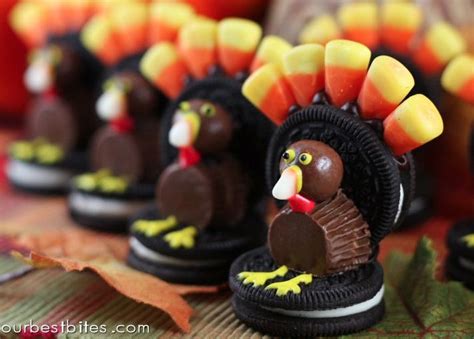 DIY: Edible Thanksgiving Turkey Table Decorations | Thanksgiving, Candy ...