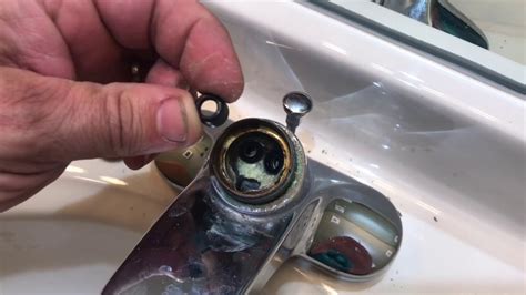 How To Repair Delta Shower Faucet Leak - Escons