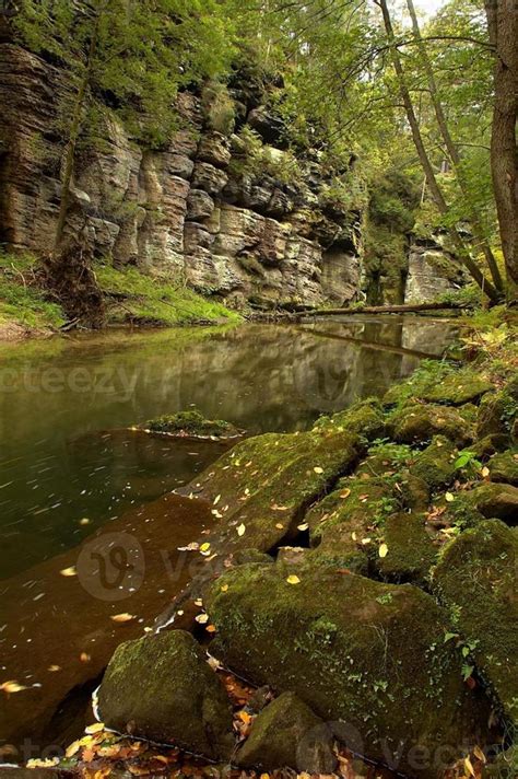 The river with rocks 11865289 Stock Photo at Vecteezy