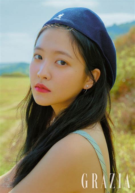 Red Velvet's Yeri Showcases Youthful Charms In Hawaii Photoshoot