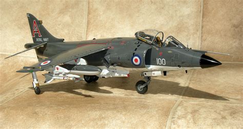 Airfix 1/24 scale Sea Harrier FRS.1 - FineScale Modeler - Essential ...