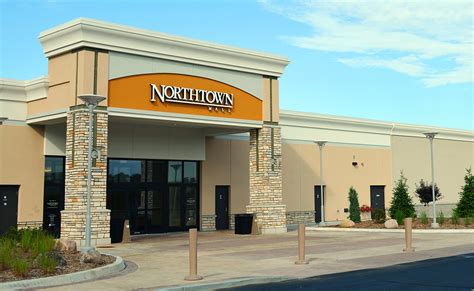 Northtown Mall Entry Concourse Architecture | PlanForce Group