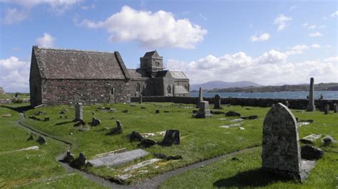 Exposed to the Elements: A Strange 1920s Death on the Scottish Island of Iona | Mental Floss