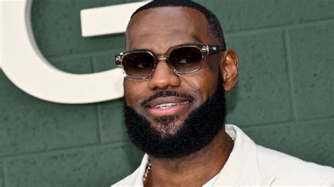Fans Roast LeBron James For Rubbing Rihanna's Pregnant Belly