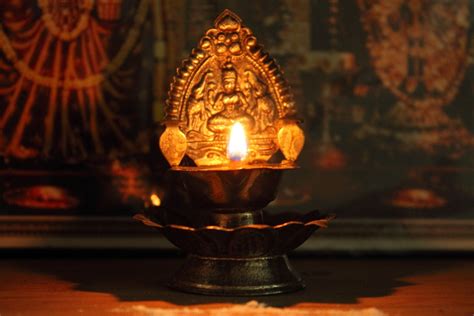 Tortoise Leaf Diya For Pooja Room Kuthu Vilakku Brass Puja Items For Home Deepam Oil Lamp Indian ...