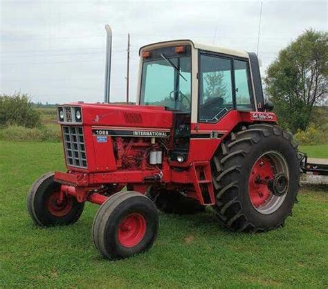 IH 1086 | Farmall, Tractors, Vehicles