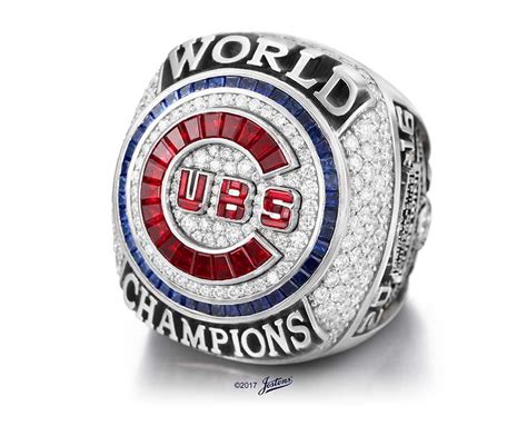 Jostens jeweler gives closer look at Cubs World Series ring - ABC7 Chicago