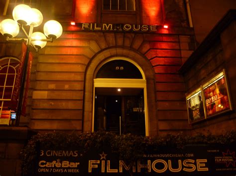 arthouse cinema - Google Images | Arthouse cinema, Cinema, Home art