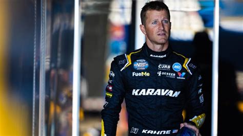 Kasey Kahne Returning for Full-Time World of Outlaws Sprint Car Season ...