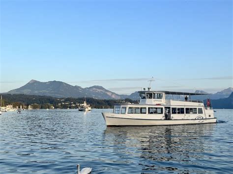 Lake Lucerne Cruise (Routes, Prices & More) - SwitzerLanding