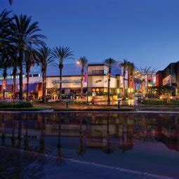 Anaheim GardenWalk Reviews | U.S. News Travel