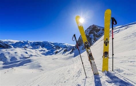 Winter Skiing Wallpapers - Top Free Winter Skiing Backgrounds ...