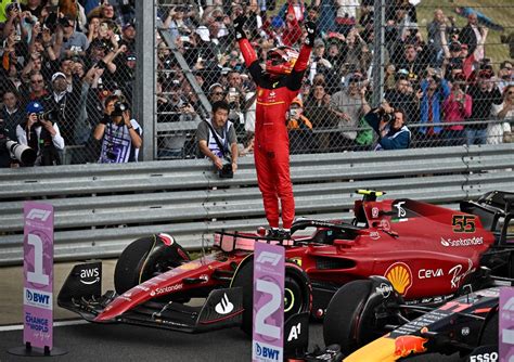 Ferrari’s Carlos Sainz claims his maiden F1 win in epic British Grand Prix - Sports - The ...