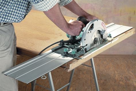 Best Circular Saw Guide Rail Systems: Cross and Rip Cuts Made Easy