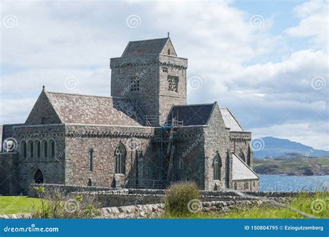 The Iona Abbey on Iona, Scotland, UK Stock Image - Image of celtic, village: 150804795