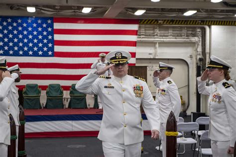 USS Green Bay holds change of command > United States Navy > News Stories