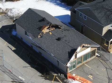 Sudden Roof Collapse of an Assembly Building - Origin and Cause: Forensic Engineering Canada ...