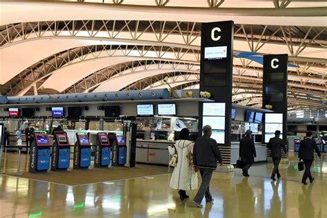 Kansai Airport sees passenger numbers plunge to record low | The Asahi Shimbun: Breaking News ...