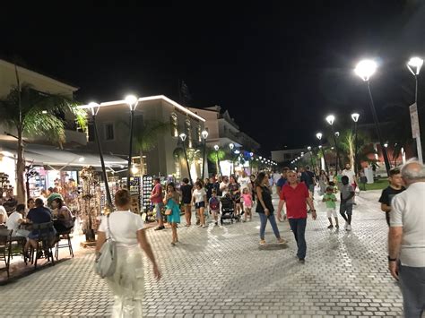 Argostoli at night Argostoli, Kefalonia, Street View, Views, Night, Scenes