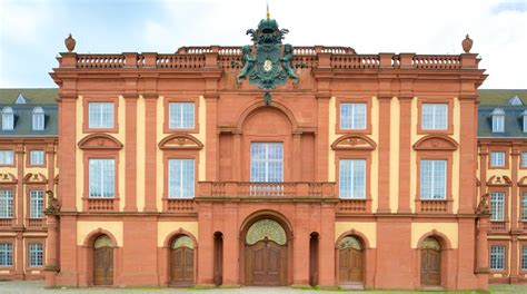 Mannheim Palace in Mannheim City Centre | Expedia