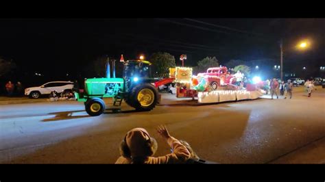 Christmas parade in Athens Alabama 2023 - YouTube