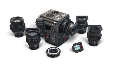 Leica M 0.8 Full Frame Lenses - Film and Digital TimesFilm and Digital Times