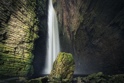 Fumacinha Waterfall, Bahia, Brazil - It's pretty hard to get to this beauty. It's a 20 km walk ...