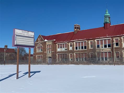 Flint Schools explore new vision for vacant Central High School ...