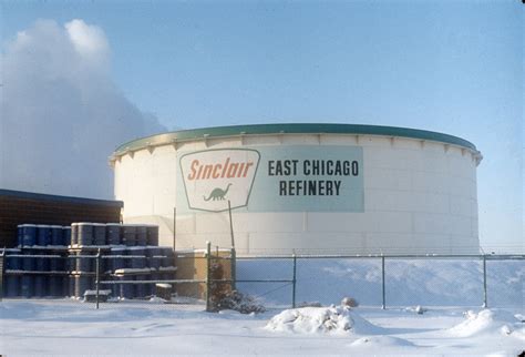 Sinclair Oil Corporation gas storage tank | Description: Vie… | Flickr